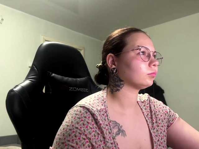 BurmaBarufaldi live cam on BongaCams