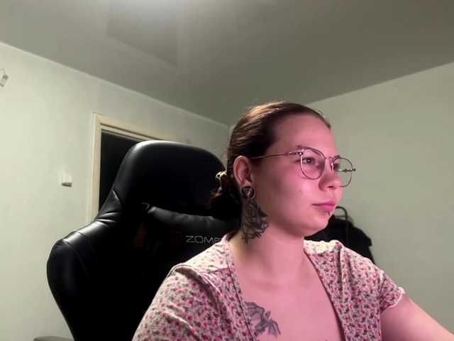 BurmaBarufaldi live cam on BongaCams