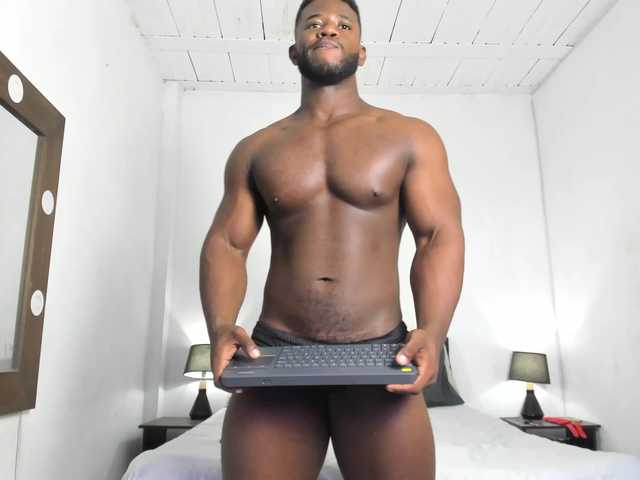 Max-flex live cam on BongaCams