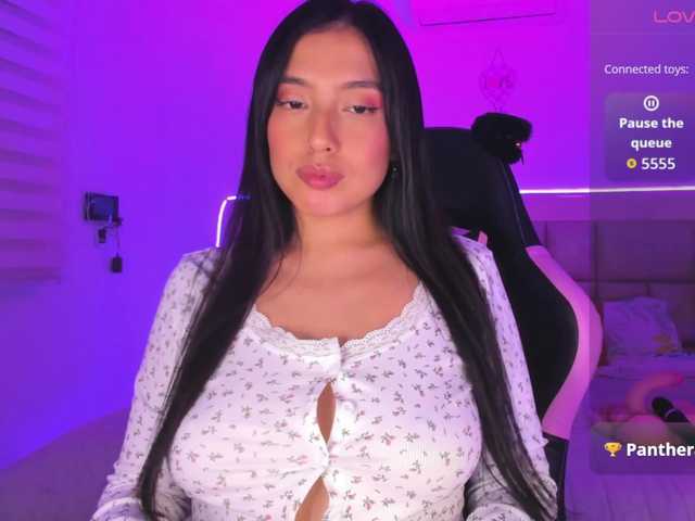 ValeenQueen live cam on BongaCams