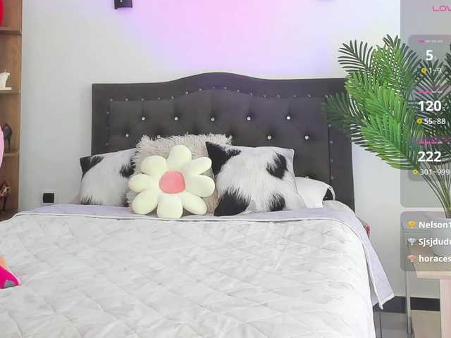 ValeenQueen live cam on BongaCams