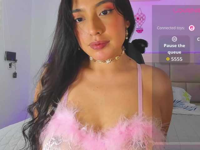 ValeenQueen live cam on BongaCams