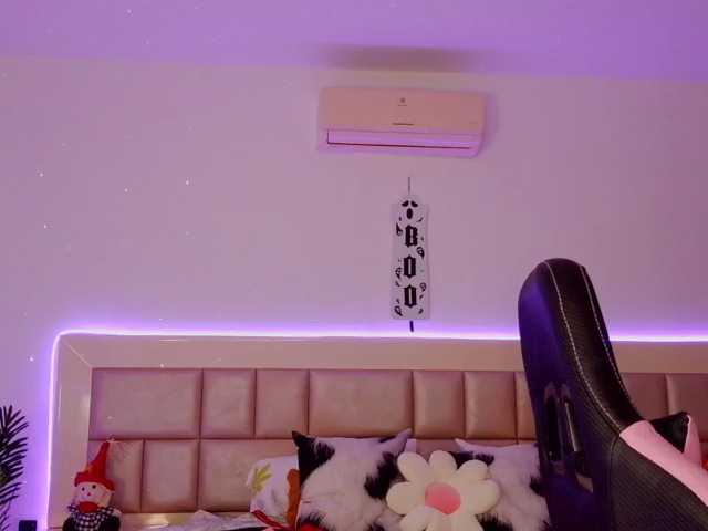 ValeenQueen live cam on BongaCams