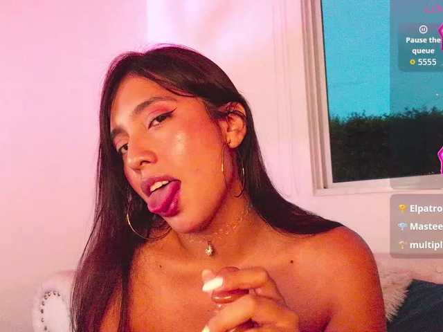 ValeenQueen live cam on BongaCams
