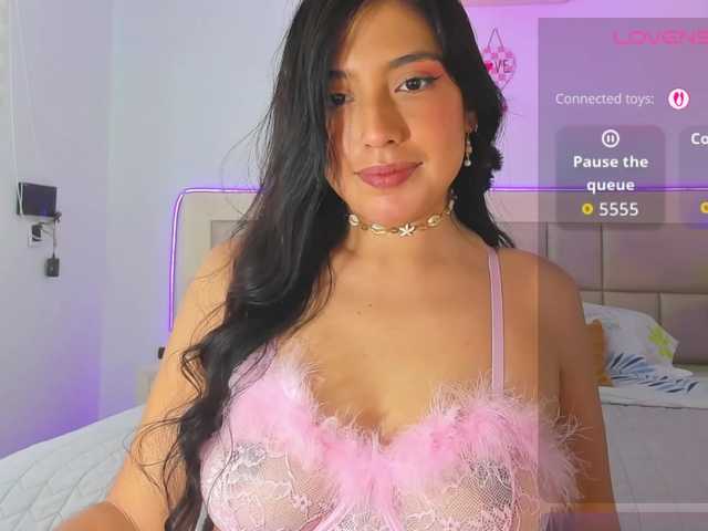 ValeenQueen live cam on BongaCams