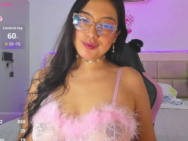 ValeenQueen live cam on BongaCams