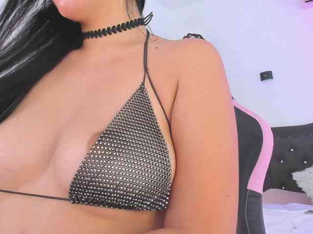 Modelo: ValeenQueen