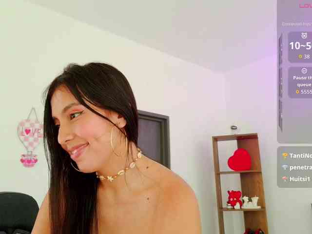 Model: ValeenQueen