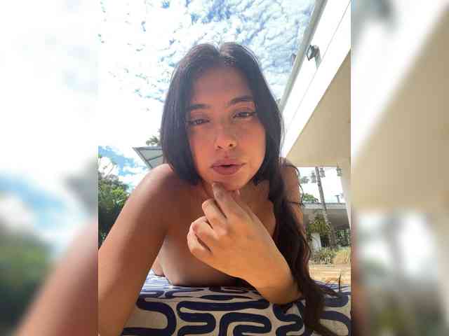 ValeenQueen webcam
