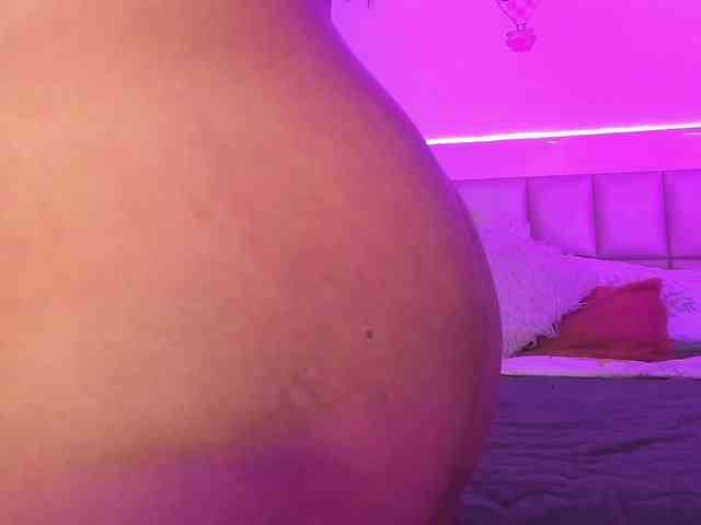 ValeenQueen webcam