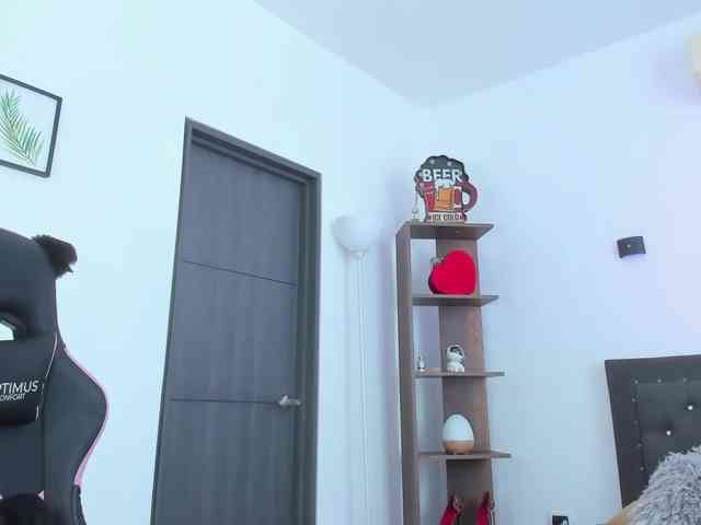 Modelo: ValeenQueen
