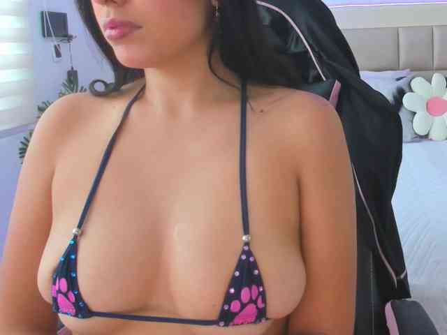 Modelo: ValeenQueen