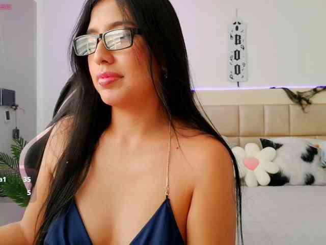 Modelo: ValeenQueen