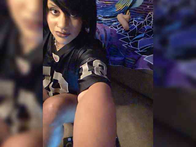 EbonyGoddessX webcam