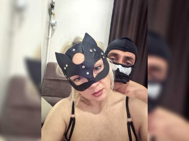 go to chat with King-Queen777