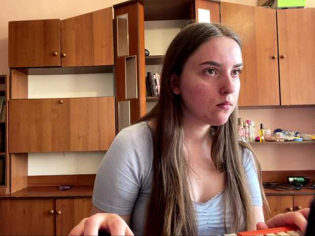 CeliaThouvenel live cam