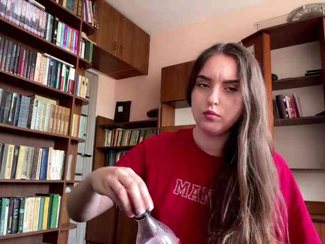 CeliaThouvenel webcam