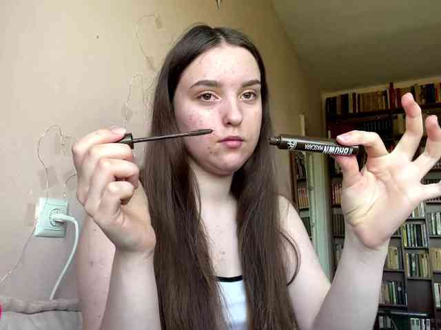 CeliaThouvenel webcam