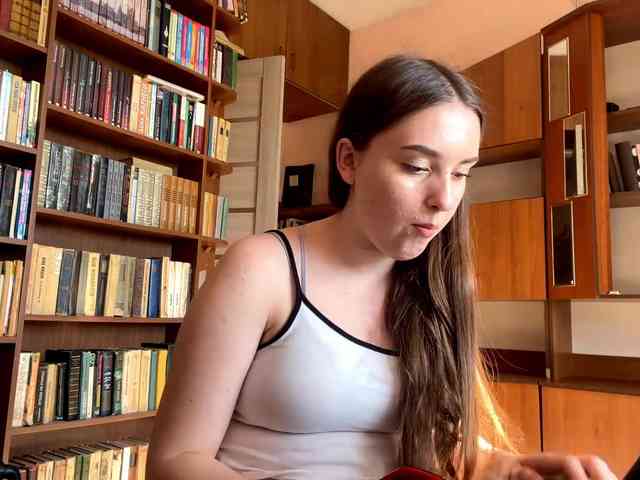 CeliaThouvenel