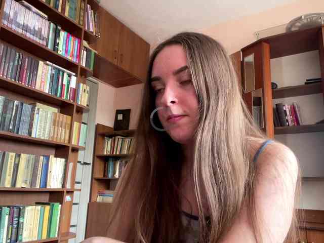 CeliaThouvenel webcam