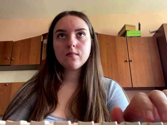 CeliaThouvenel webcam
