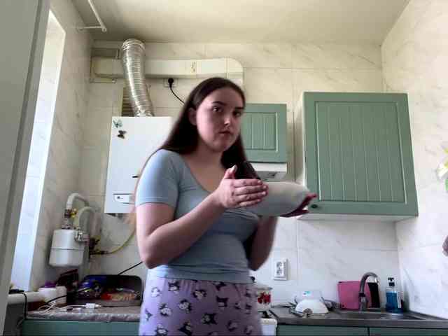 CeliaThouvenel webcam