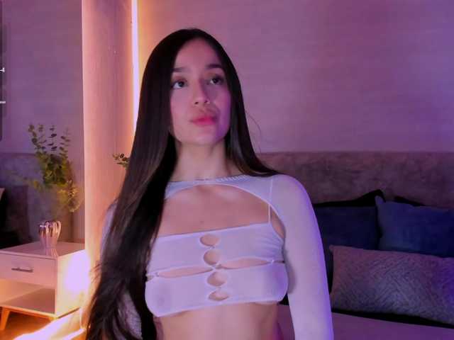 Nathaly-Blaze live cam on BongaCams