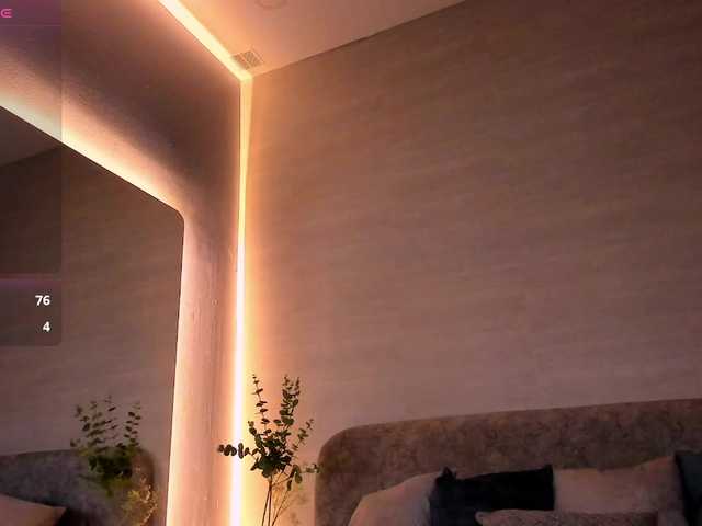Nathaly-Blaze live cam on BongaCams