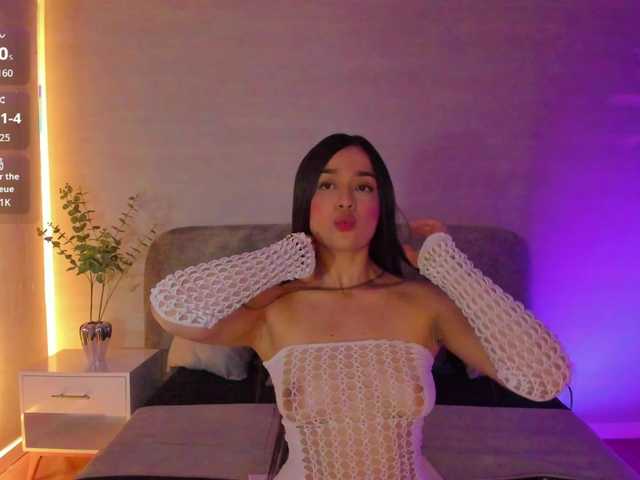 Nathaly-Blaze live cam on BongaCams