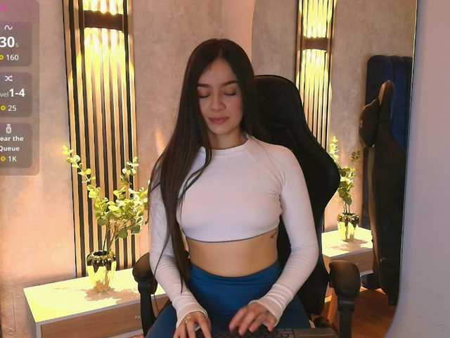 Nathaly-Blaze live cam on BongaCams