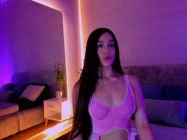 Nathaly-Blaze live cam