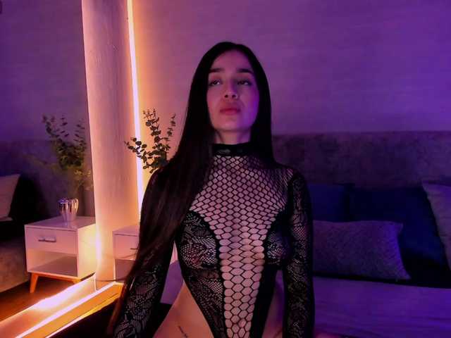 Nathaly-Blaze live cam on BongaCams