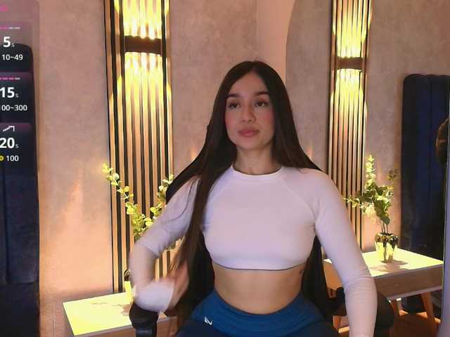 Nathaly-Blaze live cam on BongaCams