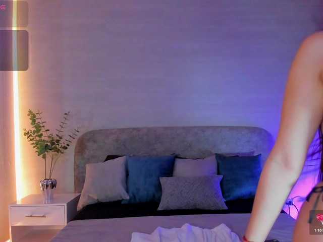 Nathaly-Blaze live cam on BongaCams