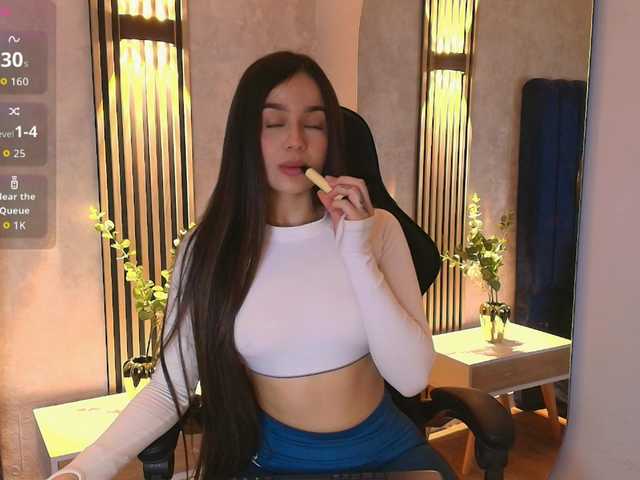 Nathaly-Blaze live cam on BongaCams
