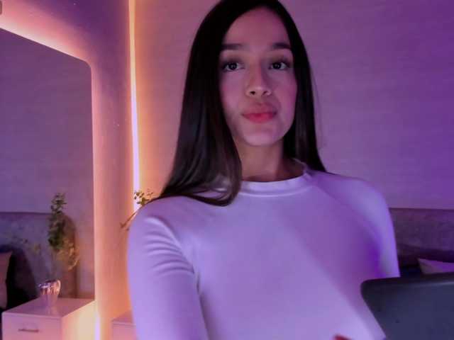Nathaly-Blaze live cam on BongaCams