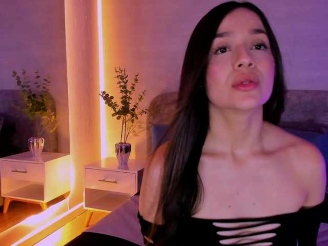 Nathaly-Blaze live cam on BongaCams