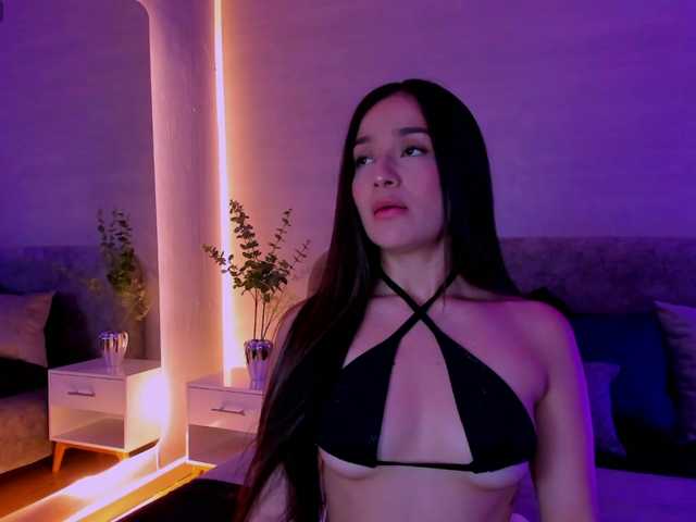 Nathaly-Blaze live cam on BongaCams