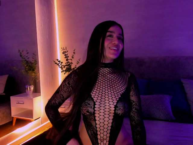 Nathaly-Blaze live cam on BongaCams