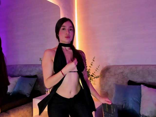 Nathaly-Blaze live cam on BongaCams