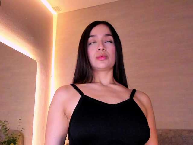 Nathaly-Blaze live cam on BongaCams
