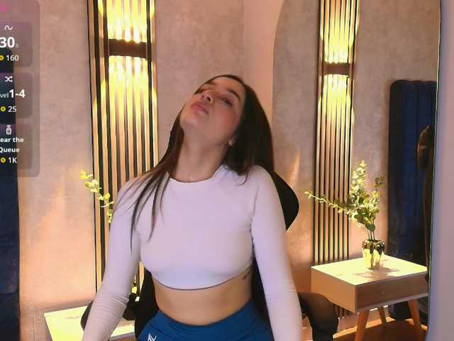 Nathaly-Blaze live cam on BongaCams