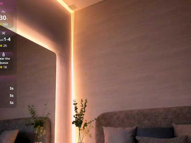 Nathaly-Blaze live cam on BongaCams