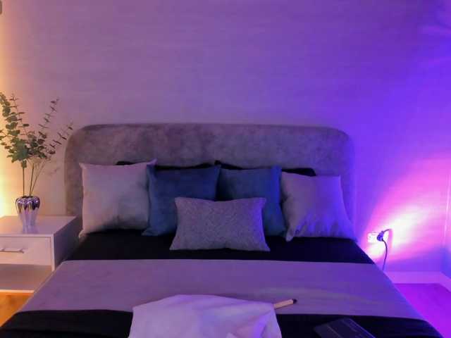 Nathaly-Blaze live cam on BongaCams