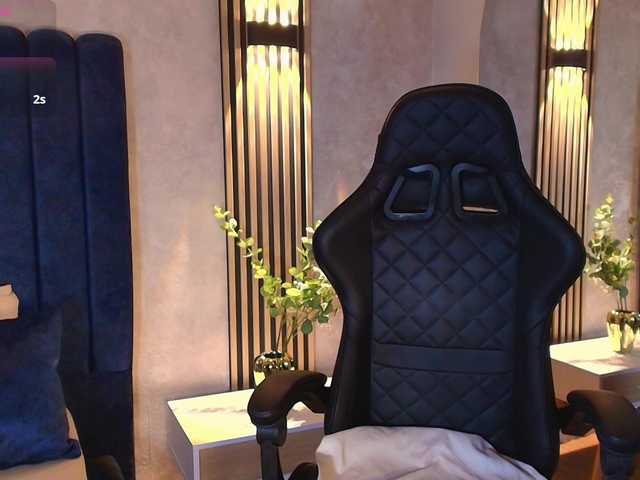 Nathaly-Blaze live cam on BongaCams