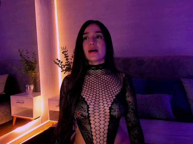 Nathaly-Blaze live cam on BongaCams