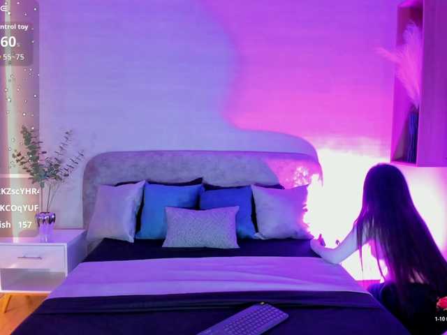 Nathaly-Blaze live cam on BongaCams