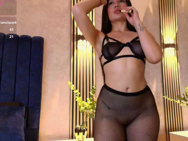 Nathaly-Blaze live cam on BongaCams