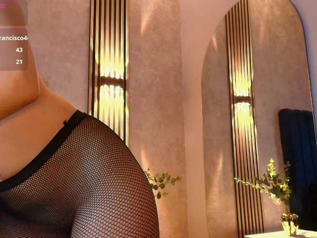 Nathaly-Blaze live cam on BongaCams
