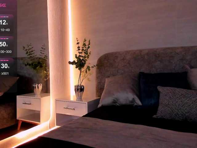Nathaly-Blaze live cam on BongaCams